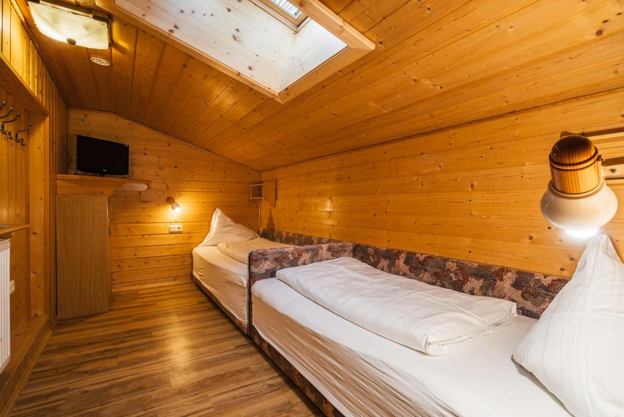 Appartementanlage Thermenblick Ski In & Ski Out バド クラインキルヒハイム エクステリア 写真