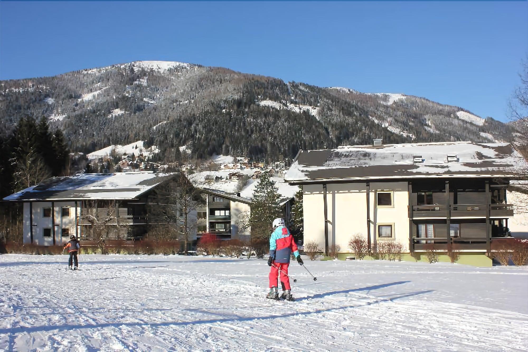 Appartementanlage Thermenblick Ski In & Ski Out バド クラインキルヒハイム エクステリア 写真
