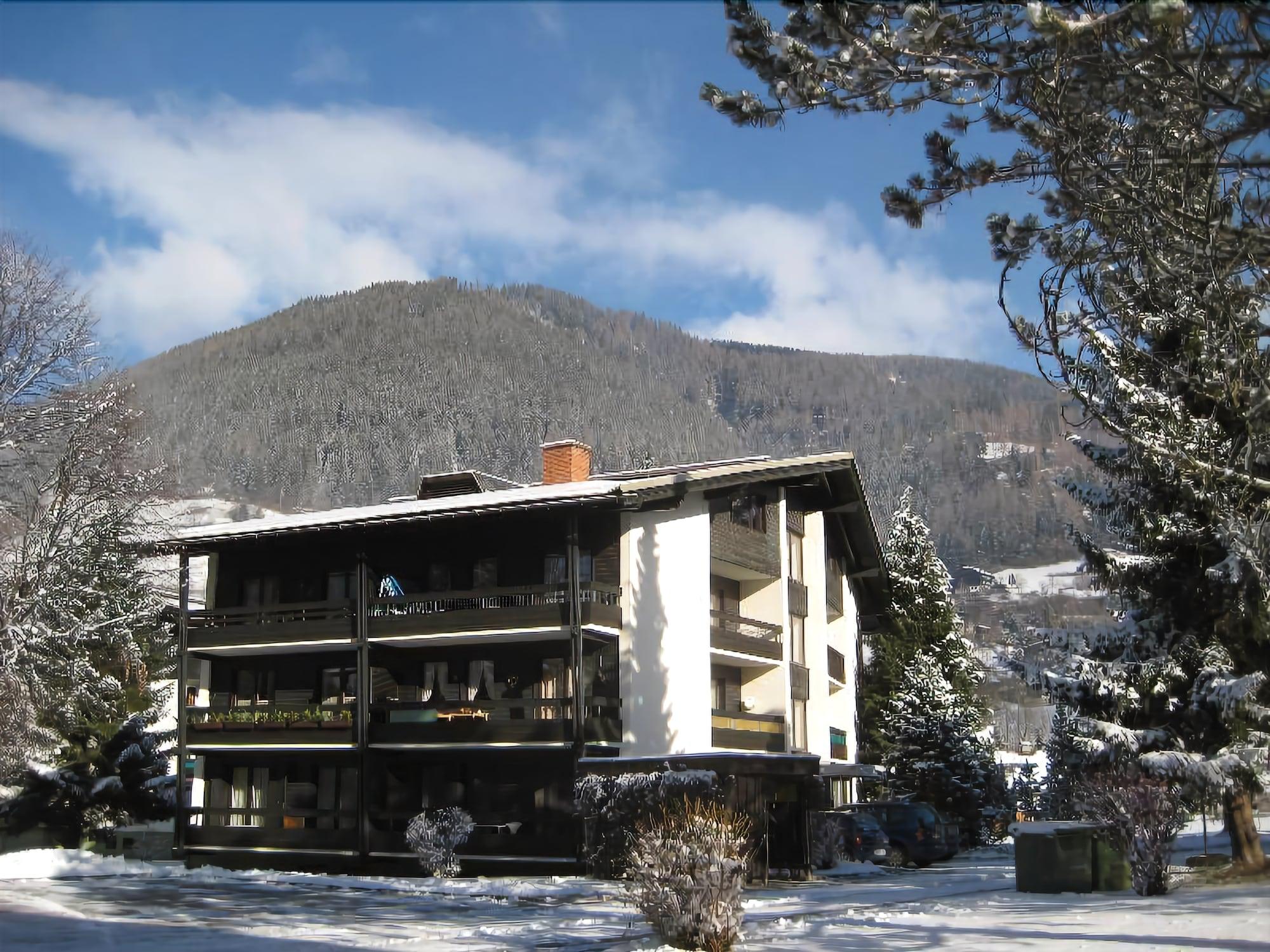 Appartementanlage Thermenblick Ski In & Ski Out バド クラインキルヒハイム エクステリア 写真
